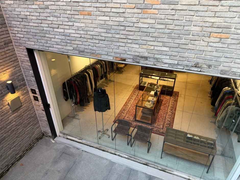 [事後免税店]Undermycar（アンダーマイカー）(언더마이카)