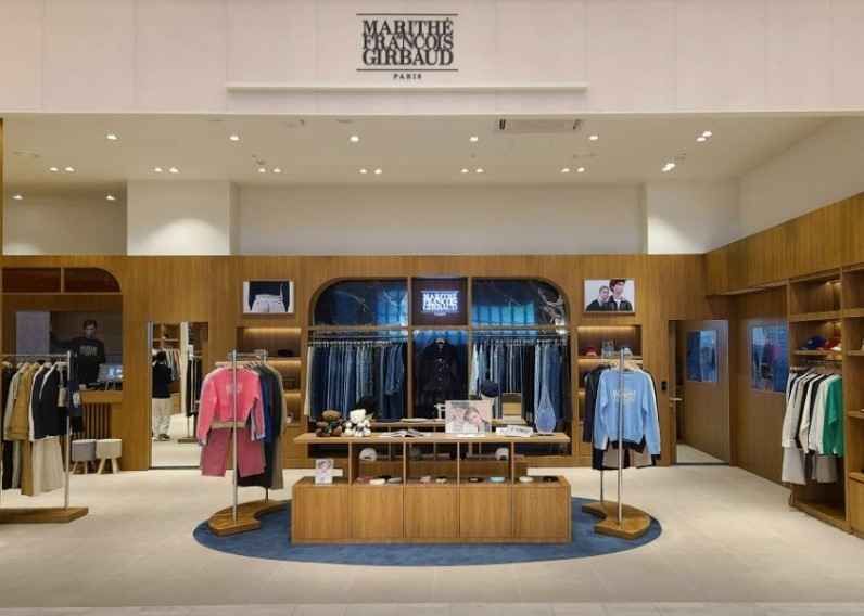 [事後免税店] MARITHÉ FRANÇOIS GIRBAUD（マリテフランソワジルボー）・ロッテプレミアムアウトレットキムヘ（金海）店(마리떼프랑소와저버 롯데프리미엄아울렛 김해점)