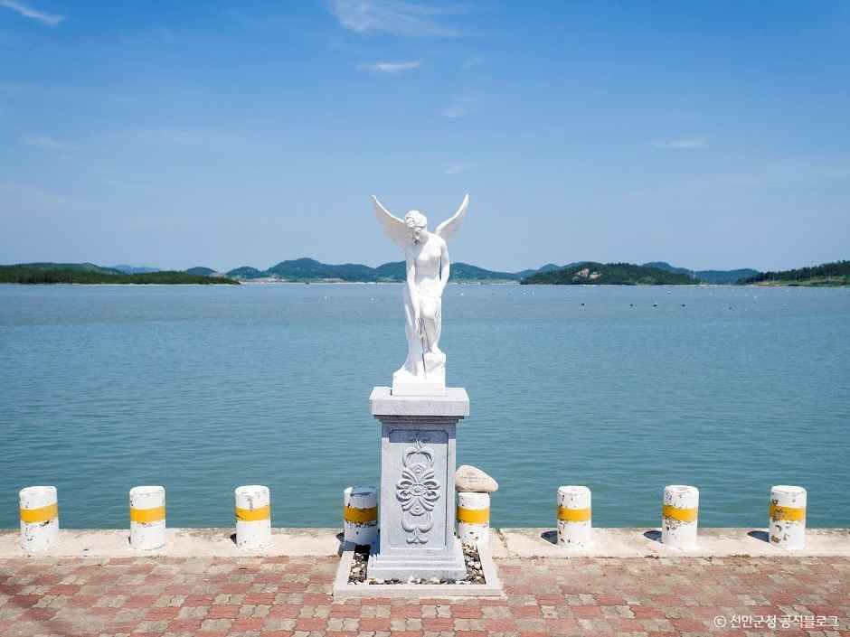 신안_하의도 야외 조각미술관 (2).jpg