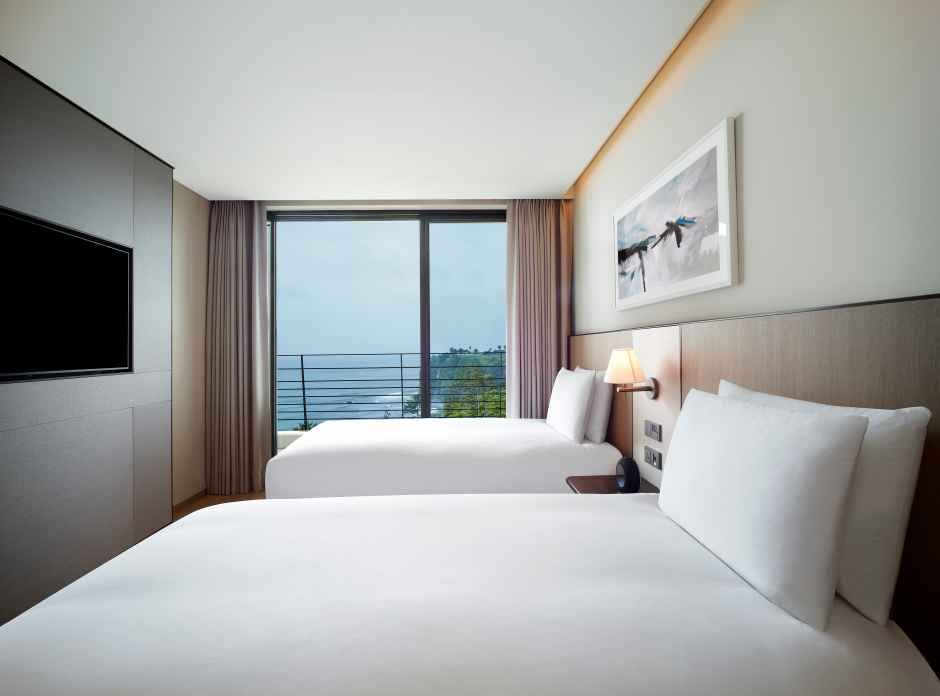 제주_파르나스 호텔 제주_프레스티지 스위트(Prestige Suite) (1).jpg