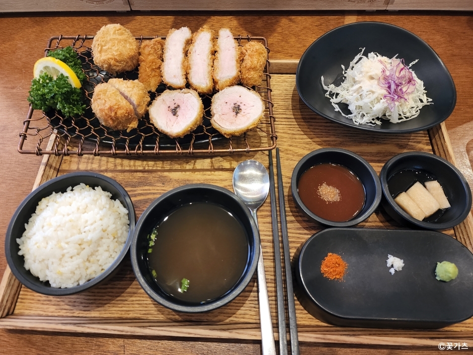 コッカツ