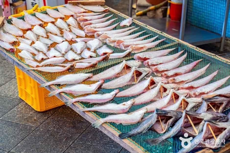 사천_삼천포 중앙시장 (6).jpg