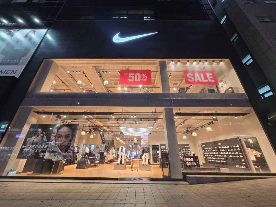 Nike - Munjeong Branch [Tax Refund Shop](나이키 문정점)