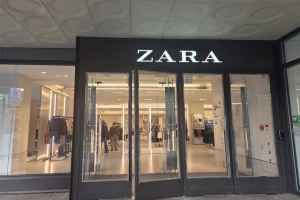 ZARA 갤러리아백화점 타임월드점