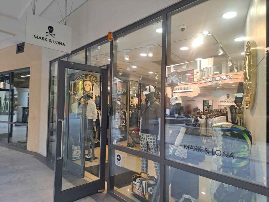 マーク＆ロナ 新世界サイモンプレミアムアウトレット 坡州店