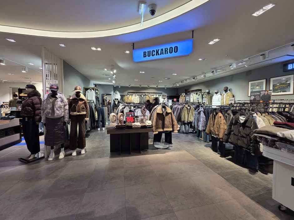 Buckaroo - Hyundai Outlets Dongdaemun Branch [Tax Refund Shop](버커루 현대아울렛 동대문점)