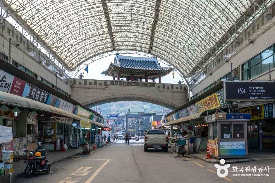 Jidong Market 2