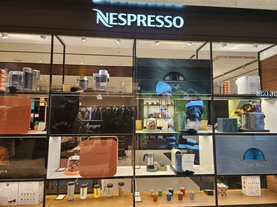 Nespresso Boutique Hyundai Department Store The Hyundai Daegu