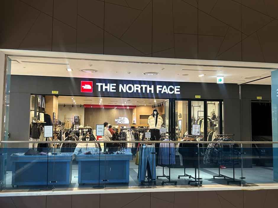 [事後免税店]THE NORTH FACE（ザ・ノース・フェイス）・チョンナ（青蘿）スクエア店(노스페이스 청라스퀘어점)