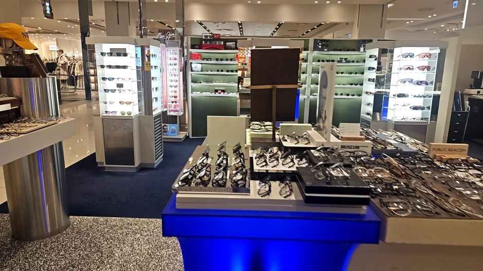 Africa眼镜院 乐天百货 金浦机场店