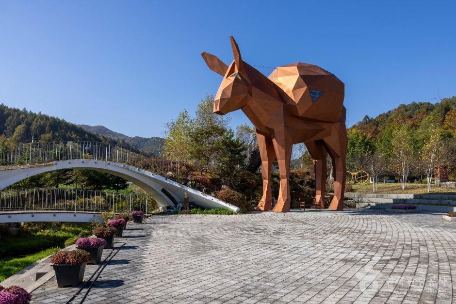 문학의 향기 따라 걷는 봉평 낭만 산책_강원_평창_효석 달빛언덕_3.jpg