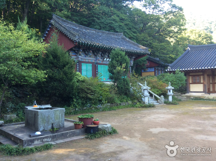 云岩寺（闻庆）