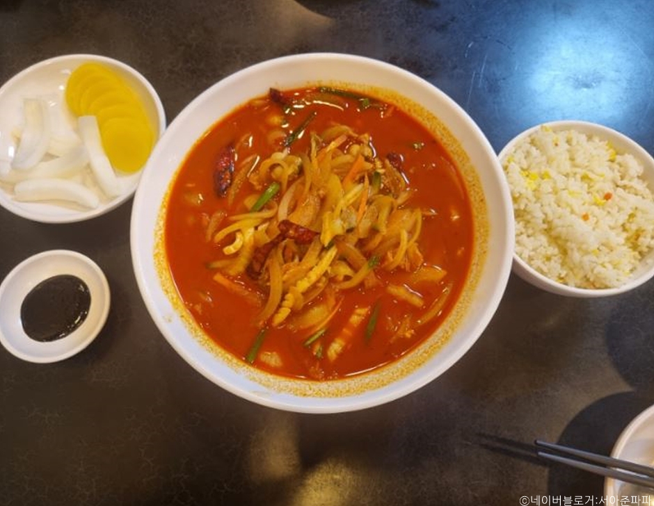 トンラク飯店