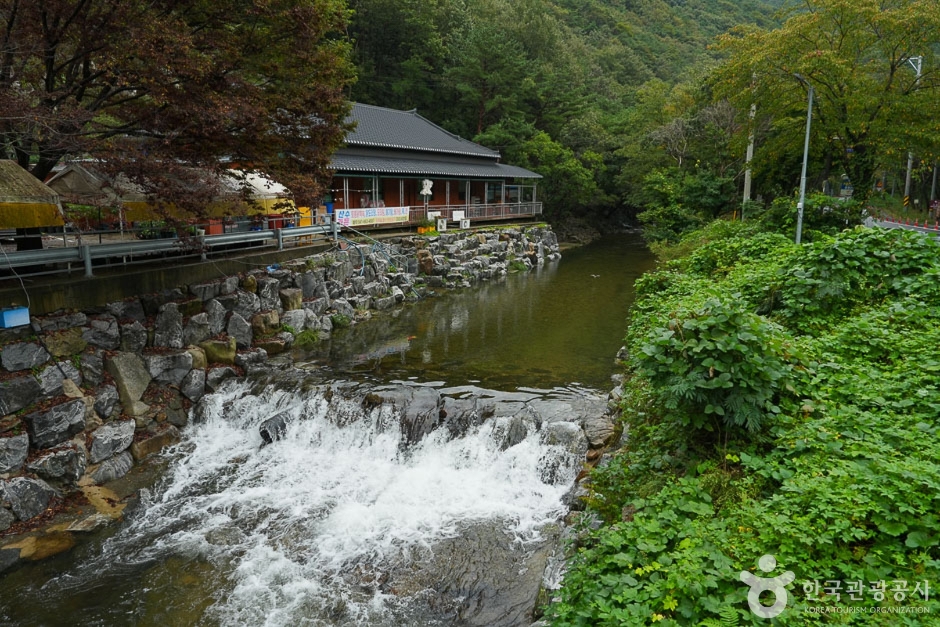 龍峴渓谷