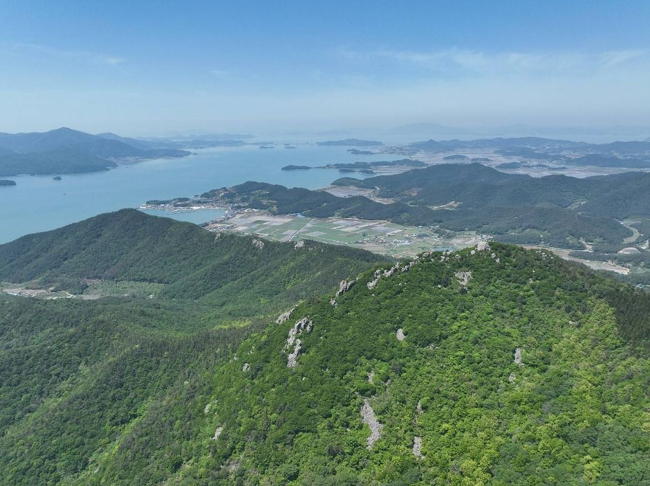 Cheondeungsan Mountain (Goheung)