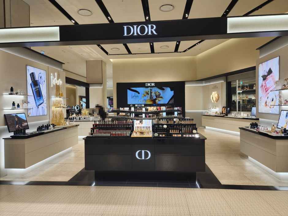 Dior彩妆 Time Villas 水原店