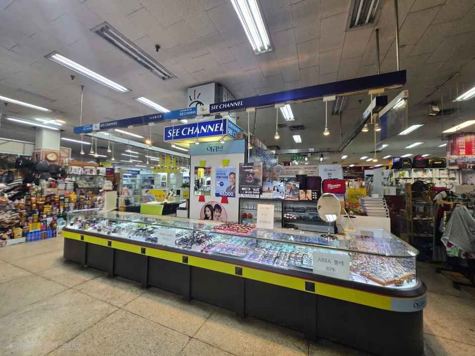 [事後免税店]シーチャンネル眼鏡院・ソンパ（松坡）中央店