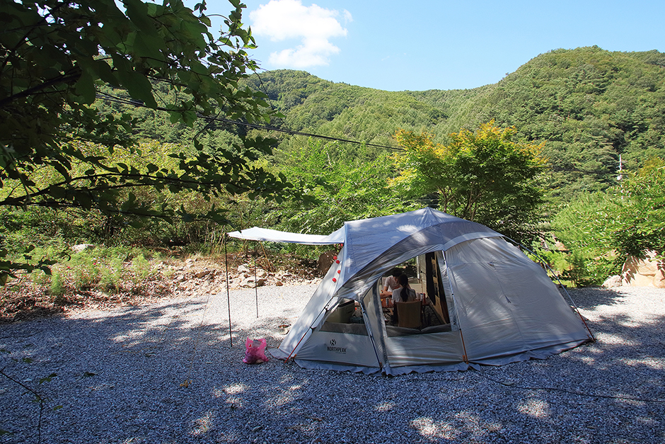 ヘンボッカンナドゥリ堤川キャンプ場