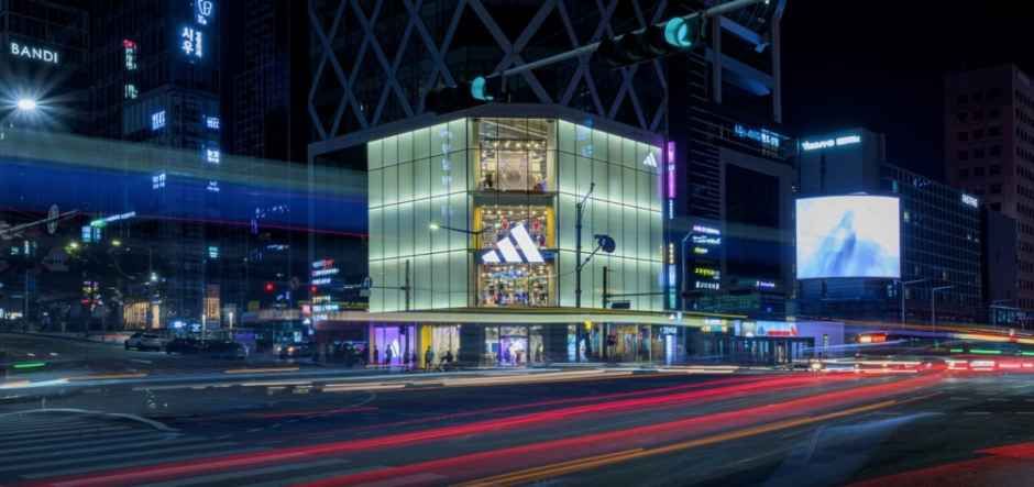 [事后免税店]阿迪达斯江南品牌中心