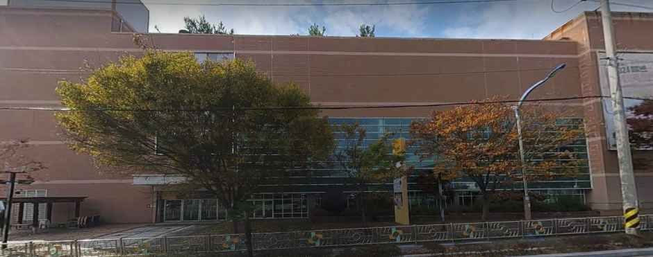 E-Mart - Sacheon Branch [Tax Refund Shop](이마트 사천점)