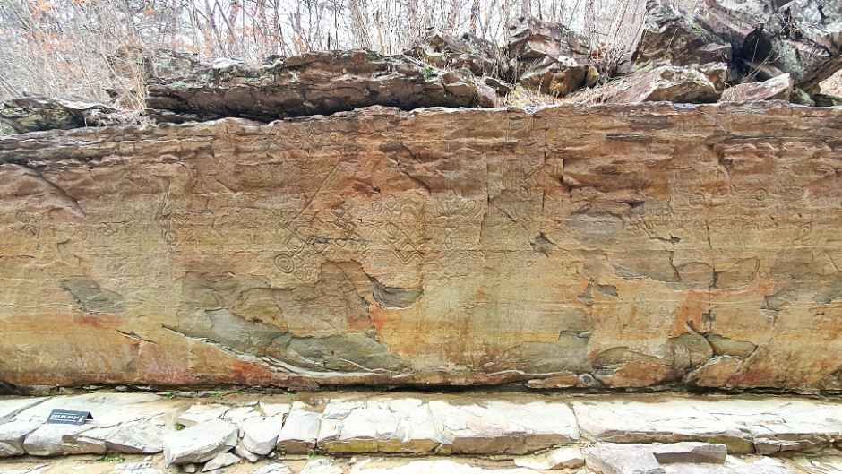 Petroglyphs along Bangucheon Stream