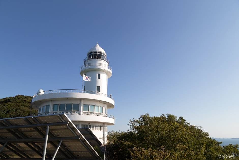 仙尾島灯台