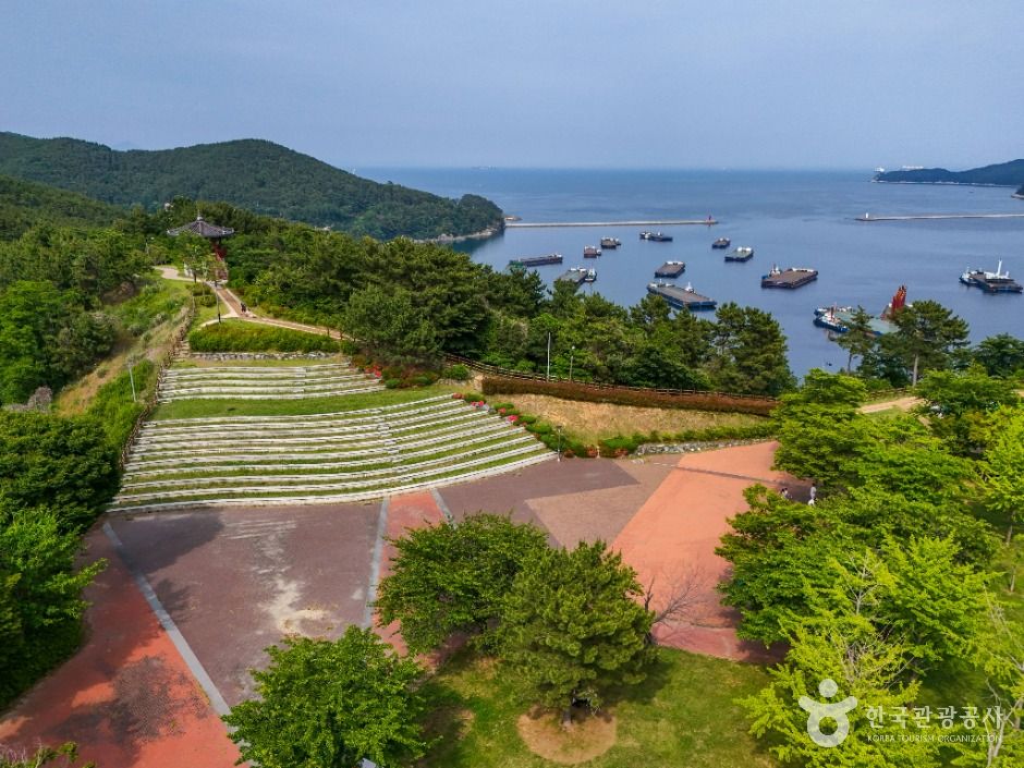 Okpo Central Park