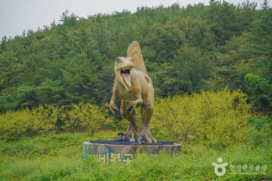 飞凤恐龙公园
