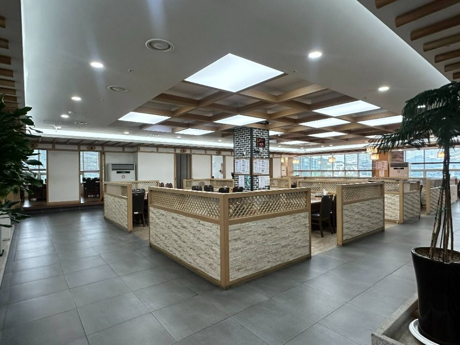 Chungju Nonghyup Tangeum Hanwoo Town