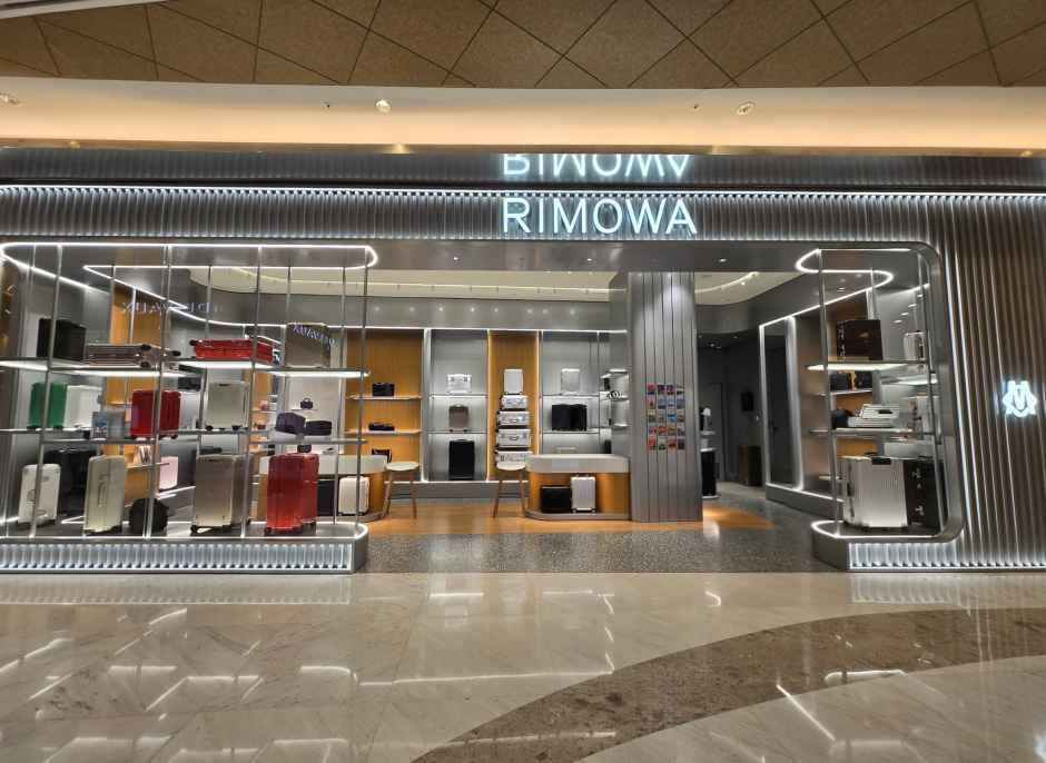 Rimowa Lotte Department Store Avenuel Jamsil Branch