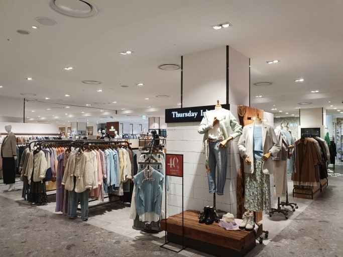 Thursday Island LOTTE Outlet Gwangju Suwan Branch [Tax Refund Shop](써스데이아일랜드 롯데아울렛 광주수완점)