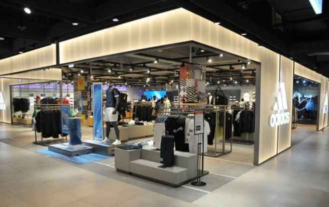 Adidas - Lotte Department Store Daegu Branch [Tax Refund Shop] (아디다스 롯데백화점 대구점)