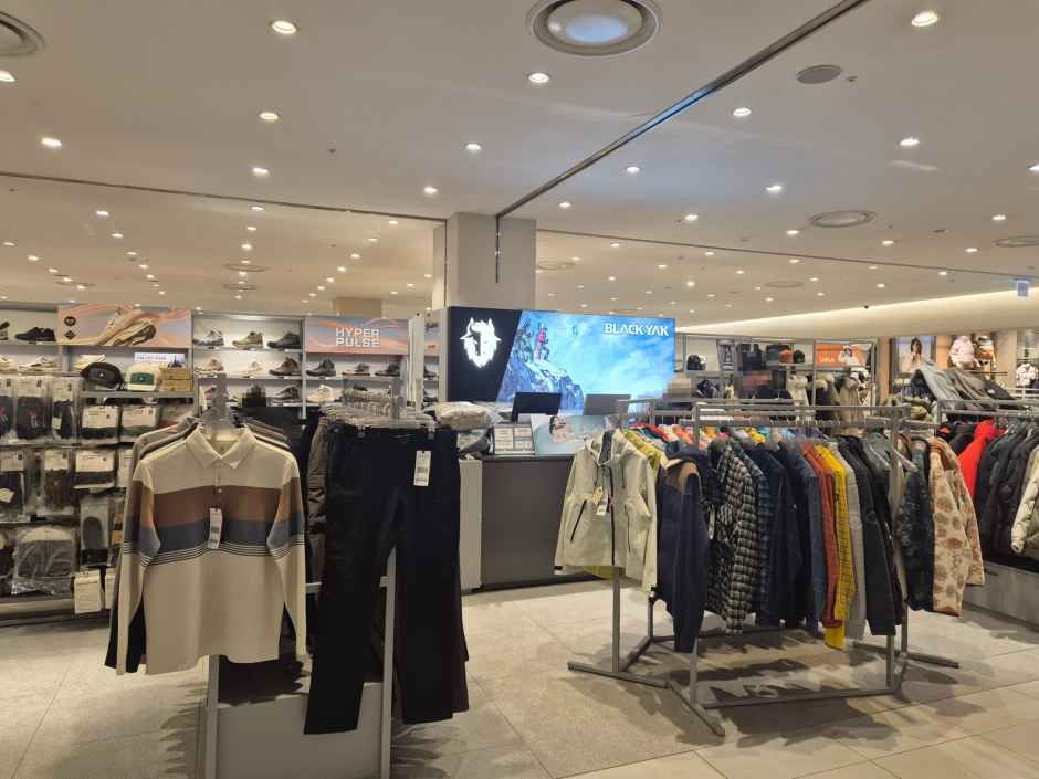 Blackyak 乐天奥特莱斯 清州店