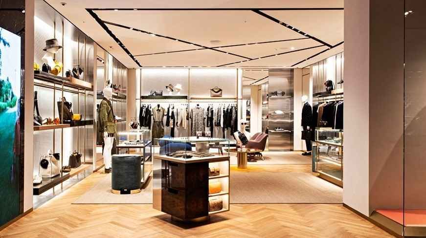 [事後免税店] FENDI（フェンディ）メンズ・ギャラリア百貨店名品館WEST店(펜디남성 갤러리아백화점 명품관 WEST점)