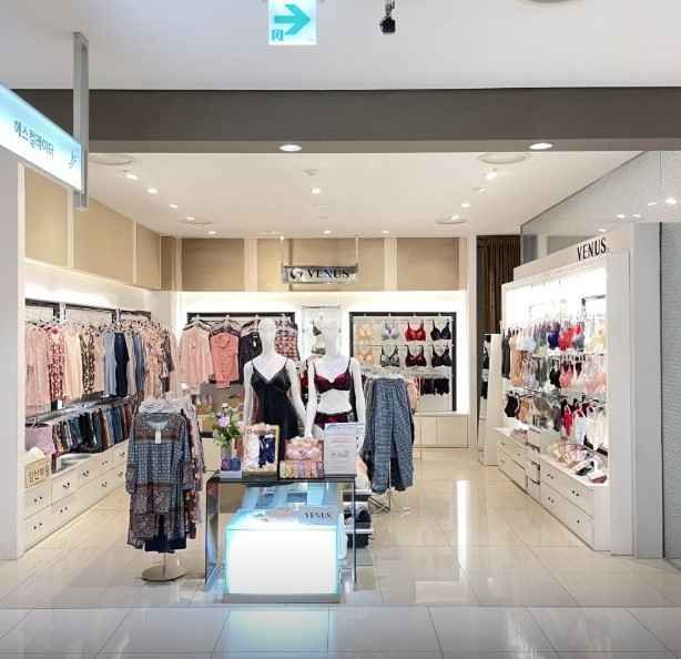 [事後免税店] VENUS（ビーナス）Wacoal（ワコール）・現代テグ（大邱）店(비너스 현대백화점 더현대 대구점)