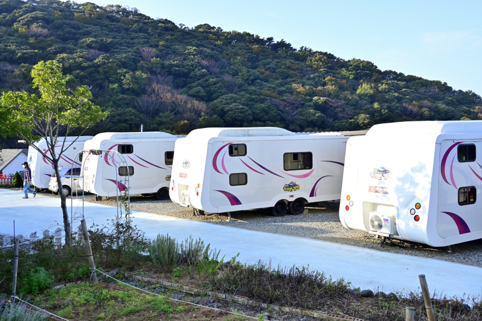 欲知島観光農園オーシャンビューキャラバン