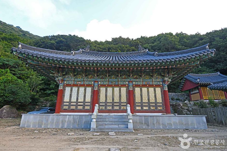 Jinheungsa Temple (Haenam)