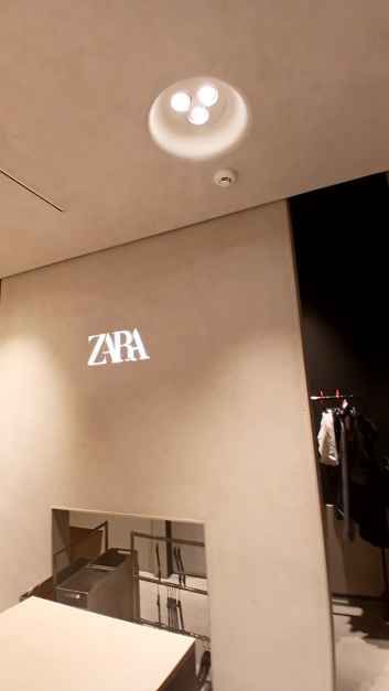 Zara - Lotte Outlets Seoul Station Branch [Tax Refund Shop](ZARA 롯데아울렛 서울역점)