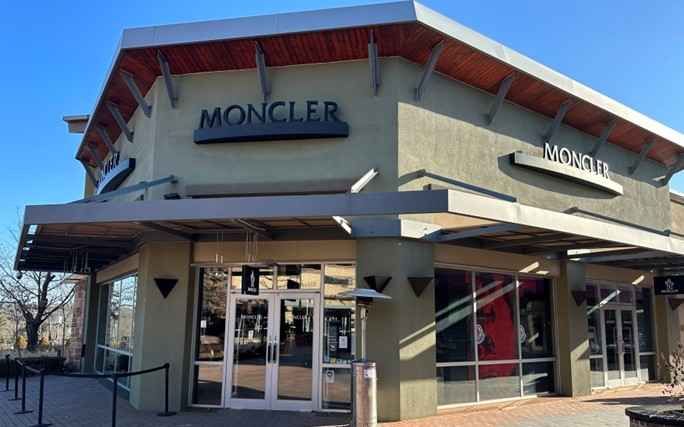 [事後免税店] モンクレール・新世界サイモンプレミアムアウトレットヨジュ（驪州）店(몽클레르 신세계사이먼프리미엄아울렛 여주점)