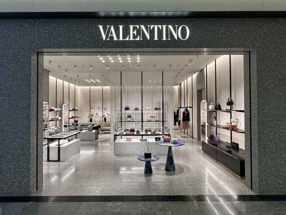 Valentino Shinsegae Department Store Daegu Branch