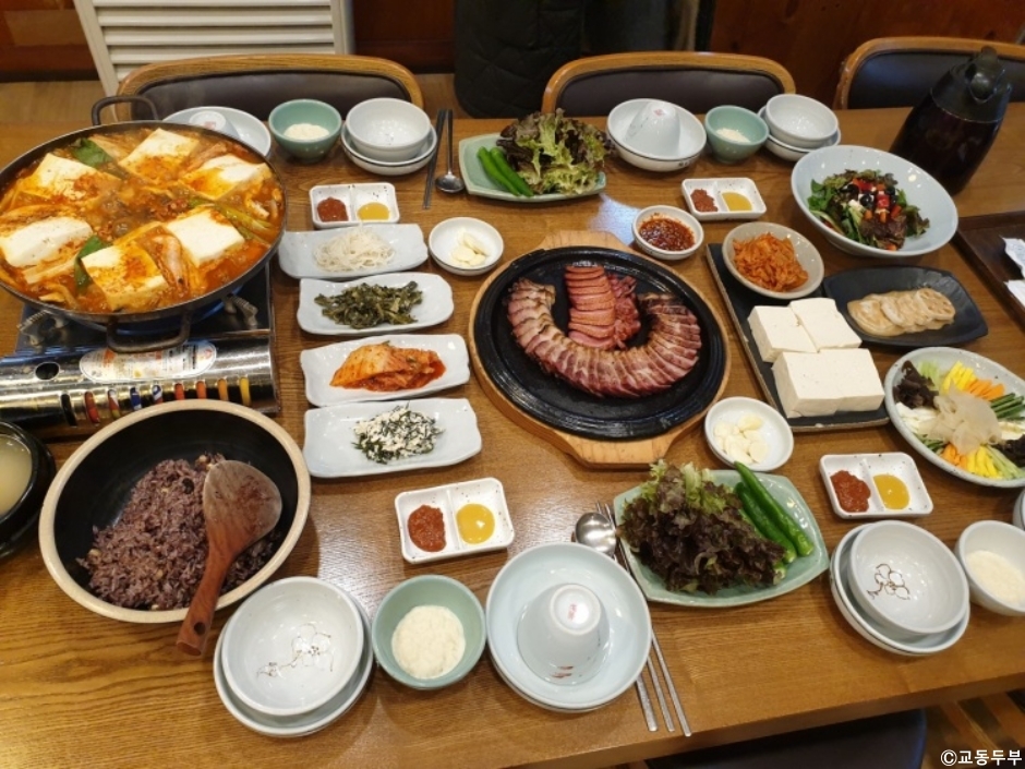 校洞豆腐