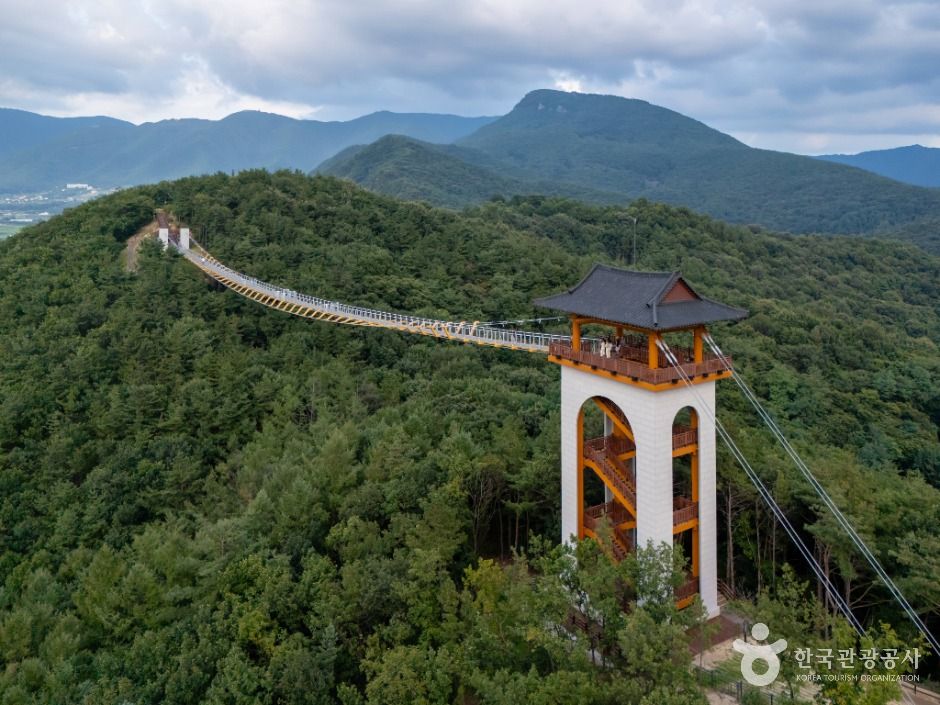 凤鸣山索桥