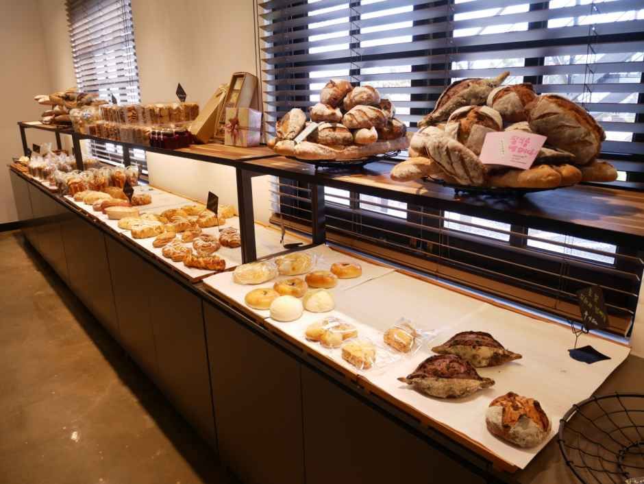 태안_몽산포제빵소 (4).jpg