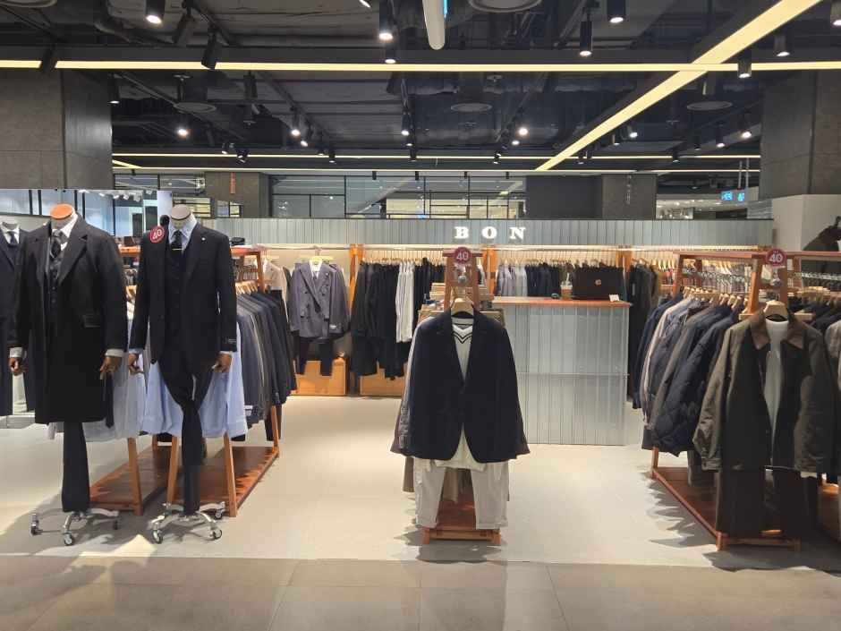 본 현대아울렛 가든파이브점