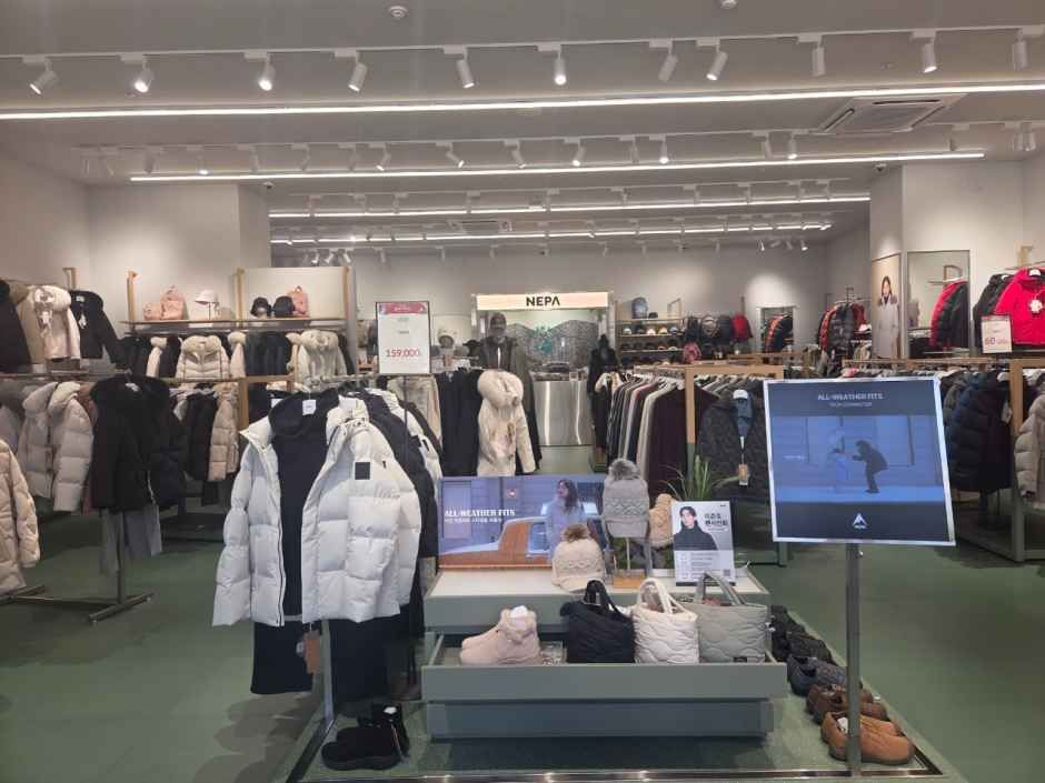 네파 롯데아울렛 부여점