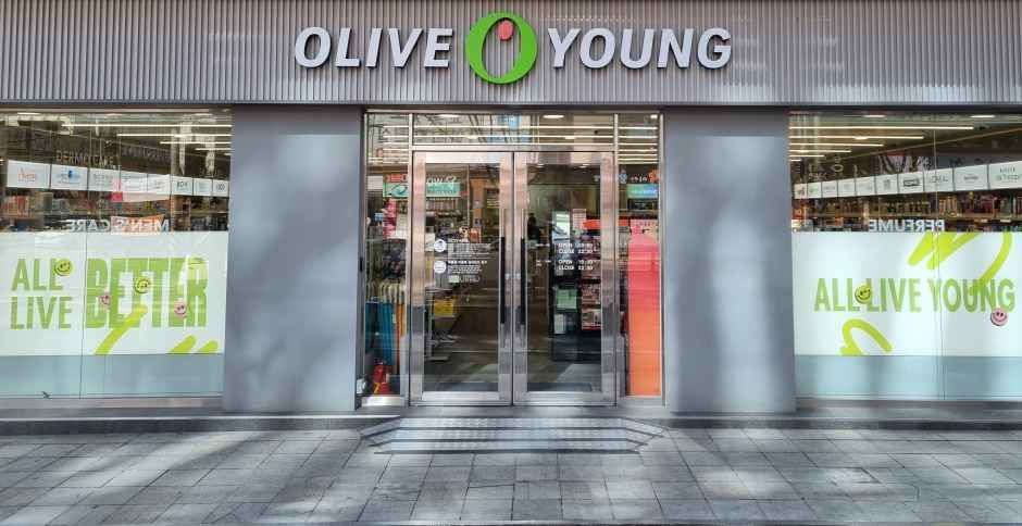 [事後免税店]Olive Young・クリステク（九里水沢）十字路店(올리브영 구리수택사거리점)