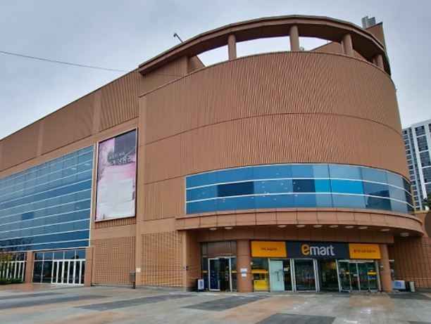 [事後免税店]イーマート・ピョンテク（平沢）店(이마트 평택점)