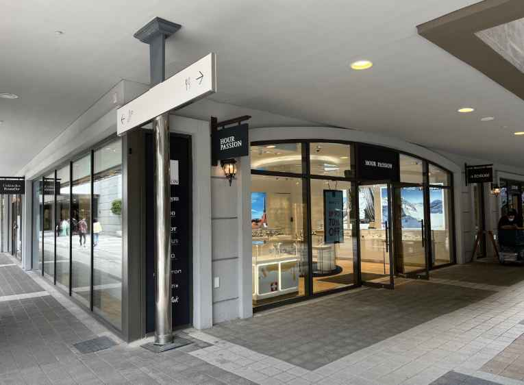 [事後免税店] SWATCH（スウォッチ）Hour Passion（アワーパッション）・ロッテプレミアムアウトレットトンブサン（東釜山）店(아워패션 롯데프리미엄아울렛 동부산점)