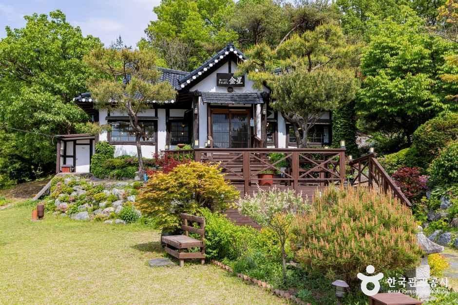 금성제면소 - 충청북도 제천시 청풍호로 991 관광 명소
