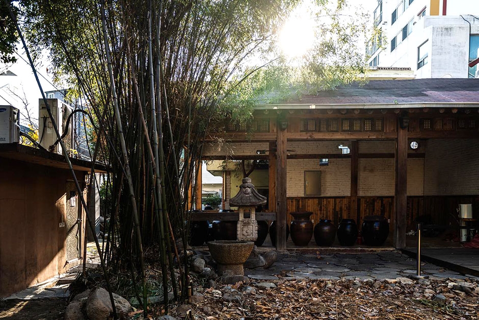 莫莫斯咖啡总店